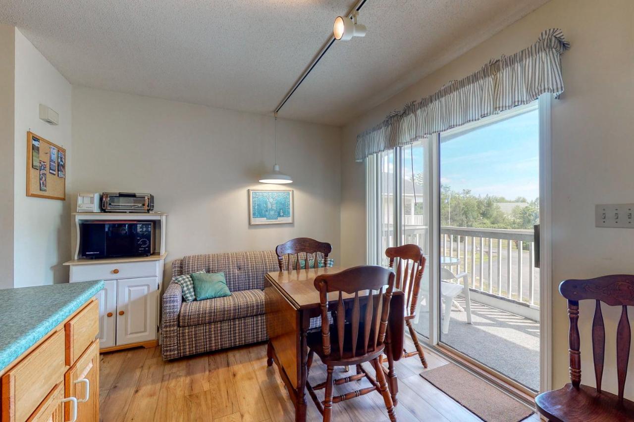 Wellington Manor Apartment Уелс Екстериор снимка