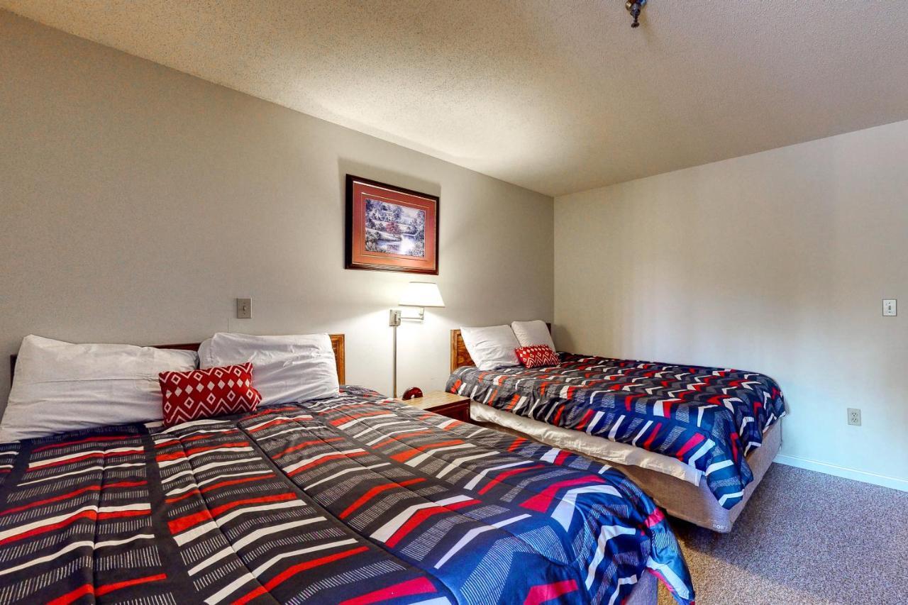 Wellington Manor Apartment Уелс Екстериор снимка